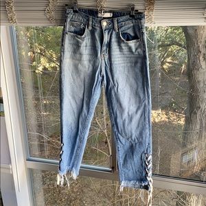 Unique laced high rise jeans